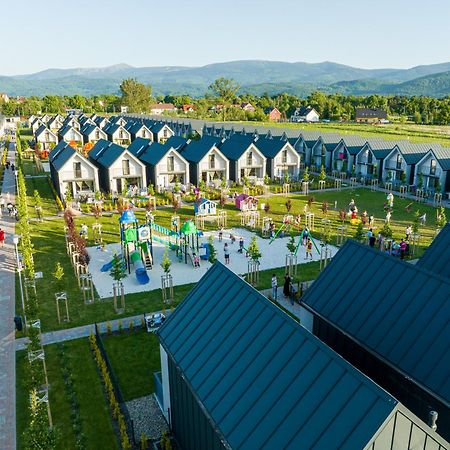 Holiday Park & Resort Cieplice Zdroj Jelenia Góra Buitenkant foto